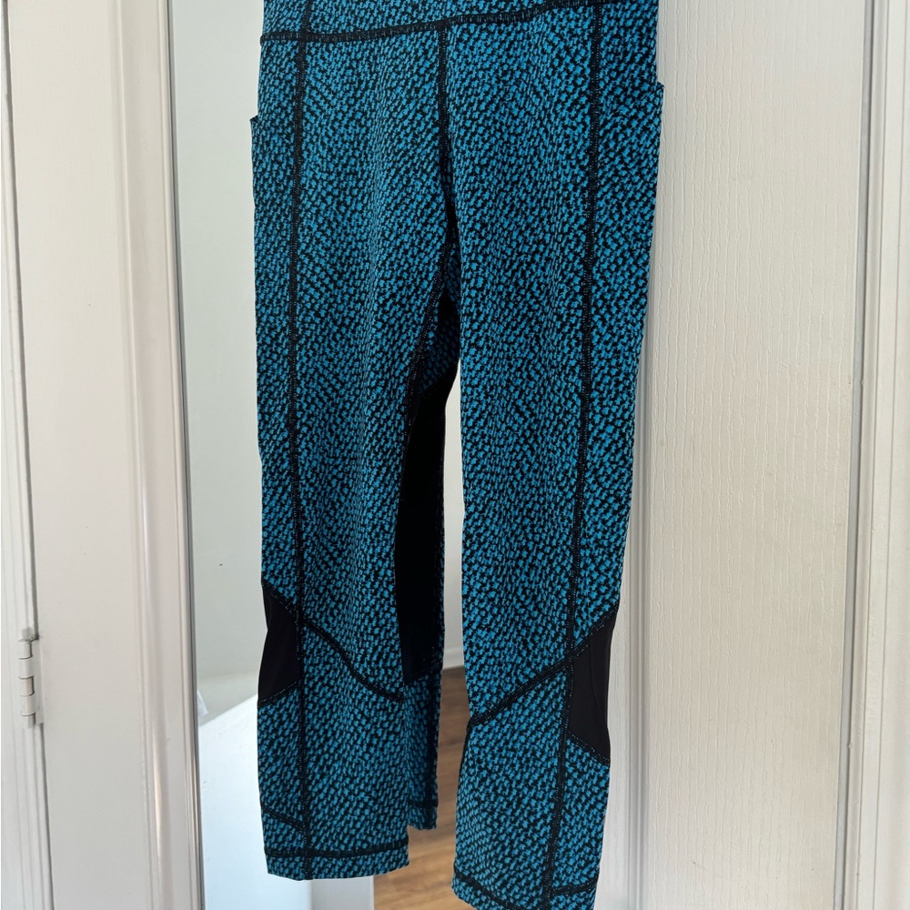 Lululemon - Picture 4 of 6